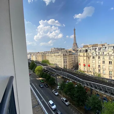Vue Tour Eiffel Appartement *