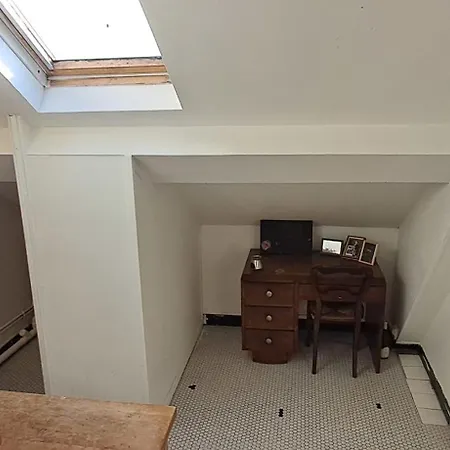 Of 20 M2 Near The Catacombes De