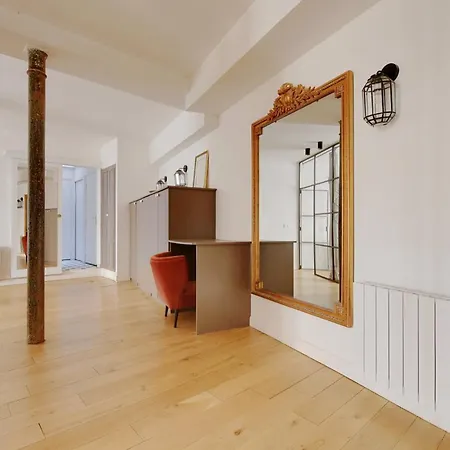 Pick A Flat's In Louvre Saint Honore Apartment Paris