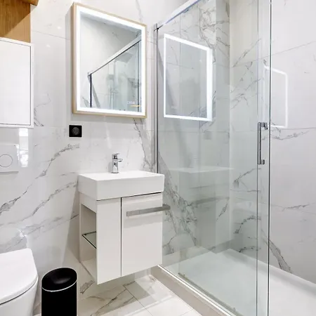 Bluestay 288 - Superbe A 17 Paris