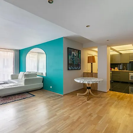Appartement élysées *