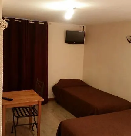 Hotel Victory Galou *