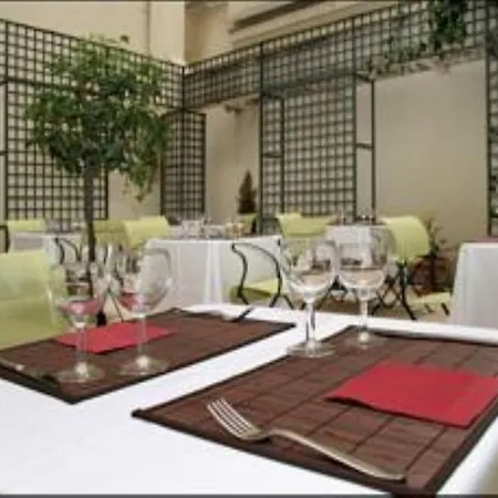 Pavillon Saint Augustin 3*