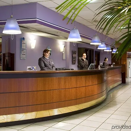 17 Batignolles Hotel Paris