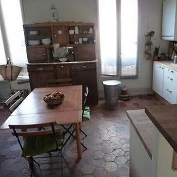 Bed & Breakfast Charonne 2 Parijs