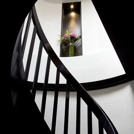 Marceau Champs-elysées Hotel 3*