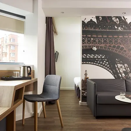 Median Porte De Versailles Hotel 3*