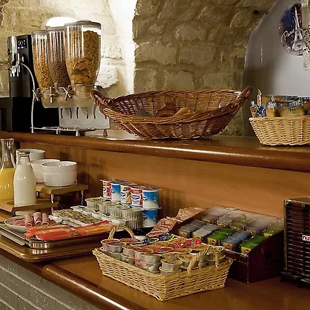 Jean Gabriel Montmartre Hotel 3*