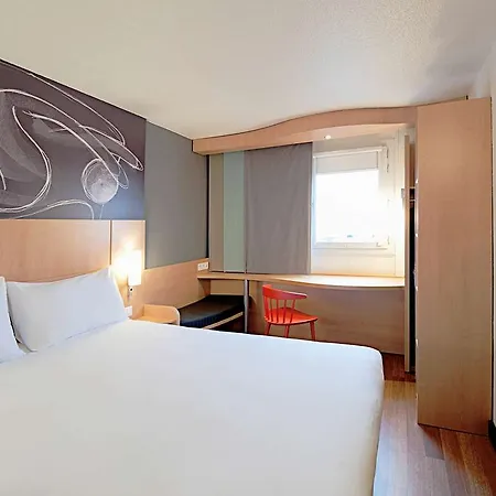 Hotel Ibis Gare De L'est Tgv 3*