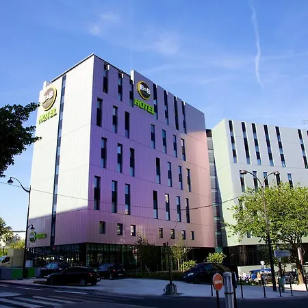 Hotel Porte Des Lilas Parigi