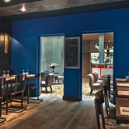 Hotel Le Robinet D'or 3*