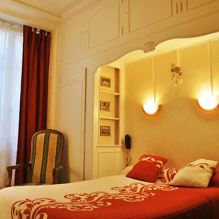 Avenir Jonquière Hotel *