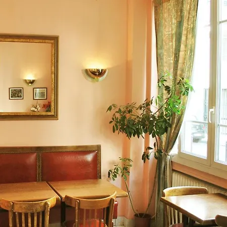 Hotel Avenir Jonquière *