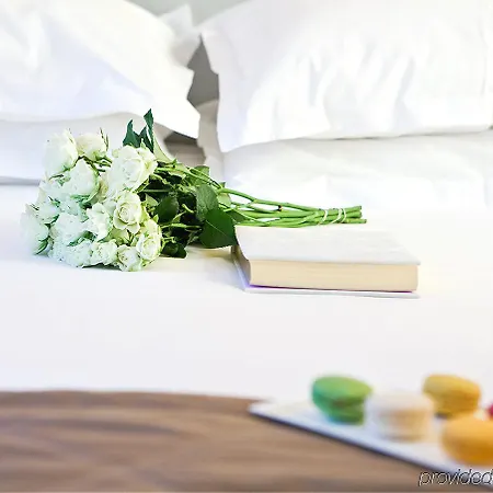 Hotel Jean Gabriel Montmartre París