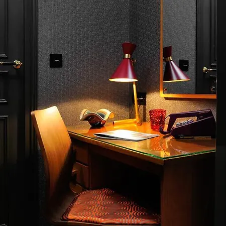 Hotel Les Dames Du Pantheon 4*