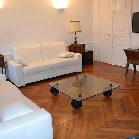 Appartement Moulin Rouge Ii