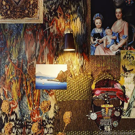 Du Petit Moulin, Haute Couture By Lacroix Hotel