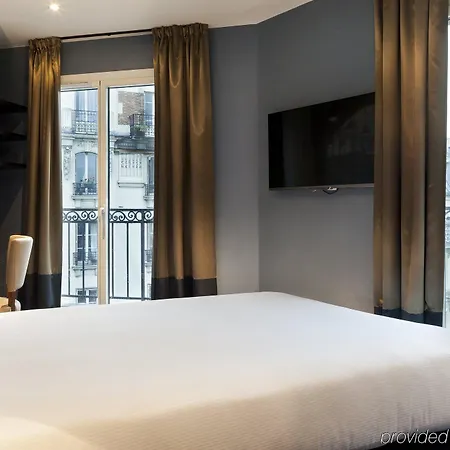 Hotel Appia La Fayette 3*