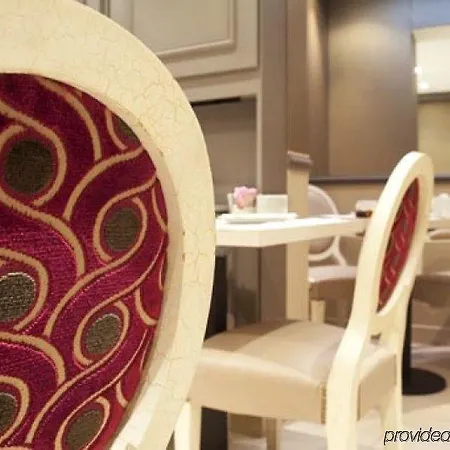 Riviera Elysees 3* Paris