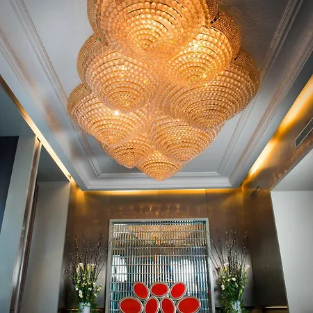 Lumen Louvre Otel