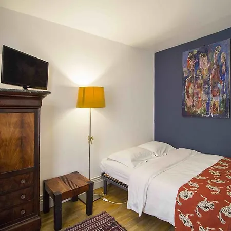 Hotel Des Arts Montmartre Paris