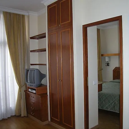 Arc De Triomphe Apartment Paris