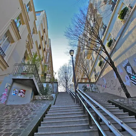 Auberge de jeunesse Caulaincourt Montmartre By Hiphophostels