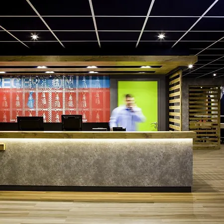 Hotel Ibis Budget Centre 2*