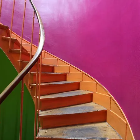 Hostel Woodstock Montmartre By Hiphophostels