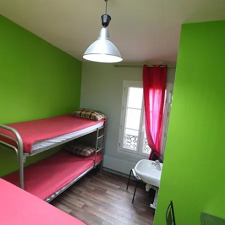 Woodstock Montmartre By Hiphophostels *