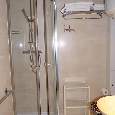 Appartement Prestigious 2 Bedroom Near Champs Elysees Paris