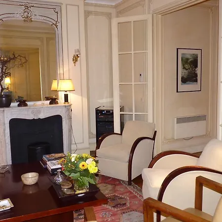 Appartement Prestigious 2 Bedroom Near Champs Elysees