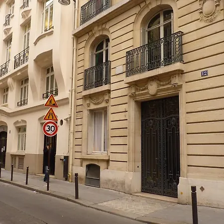 Appartement Prestigious 2 Bedroom Near Champs Elysees