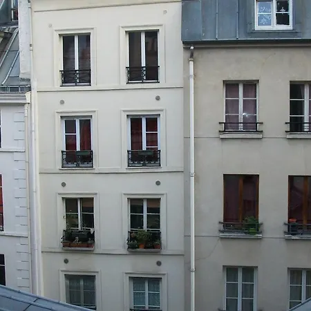 D'hote Des Artistes Frühstückspension *