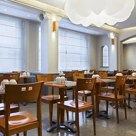 Timhotel Opéra Blanche Fontaine Hotel 4*