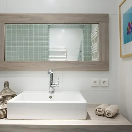 Folie Mericourt Apartment *