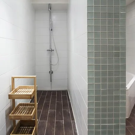 Apartment Folie Mericourt Paris