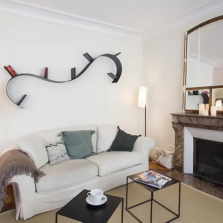 Apartment Folie Mericourt Paris
