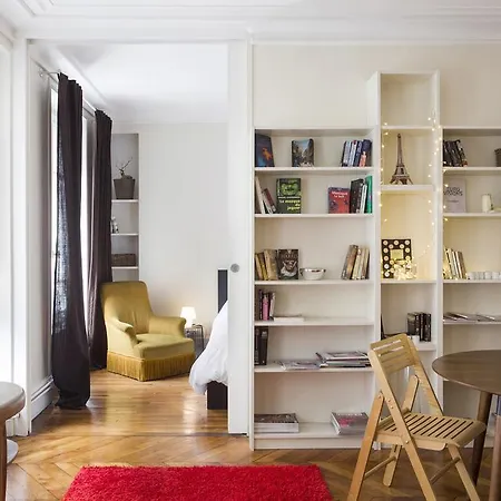 Apartment Folie Mericourt Paris
