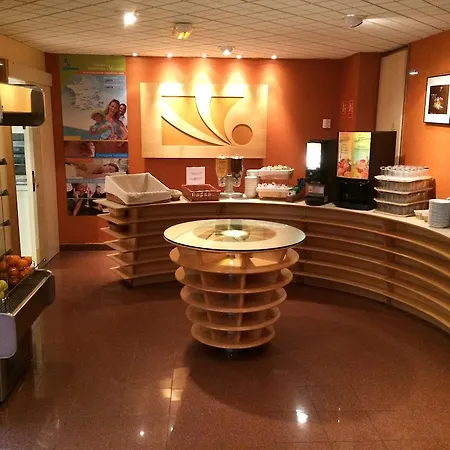 Otel Eiffel Blomet 4*