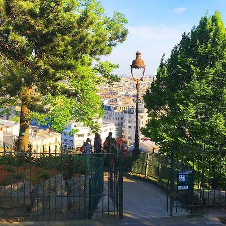 Oda ve Kahvaltı Montmartre Romantic, - *