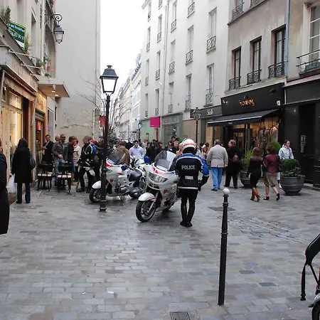 Le Marais Rosiers Parigi