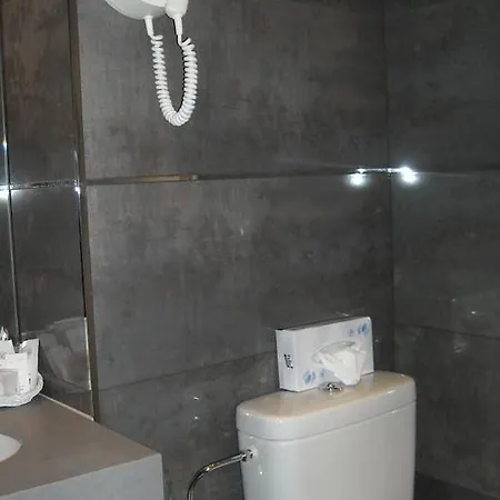 Hotel Cardinal Rive Gauche 3*