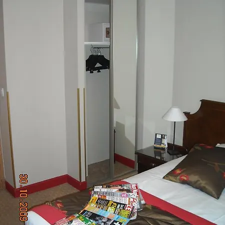 Hotel Cardinal Rive Gauche 3*