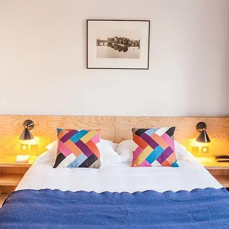 Hotel Montholon 3*