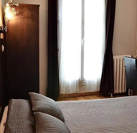 Le Twelve Paris
