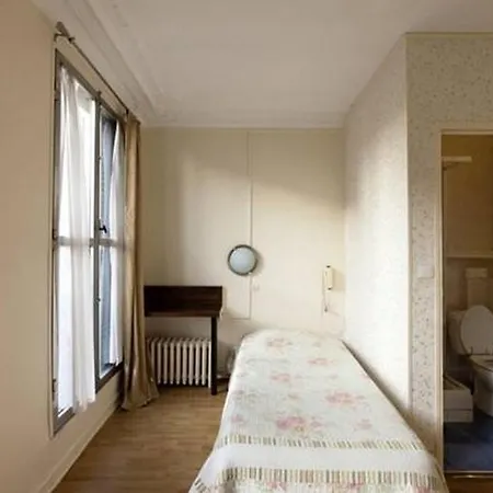 Bervic Montmartre Париж