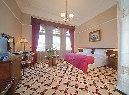 Hotel 121 Paříž