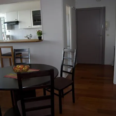 Apartment Moderne Et Lumineux