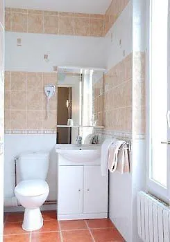 Hotel Hipotel Lilas Gambetta Parigi